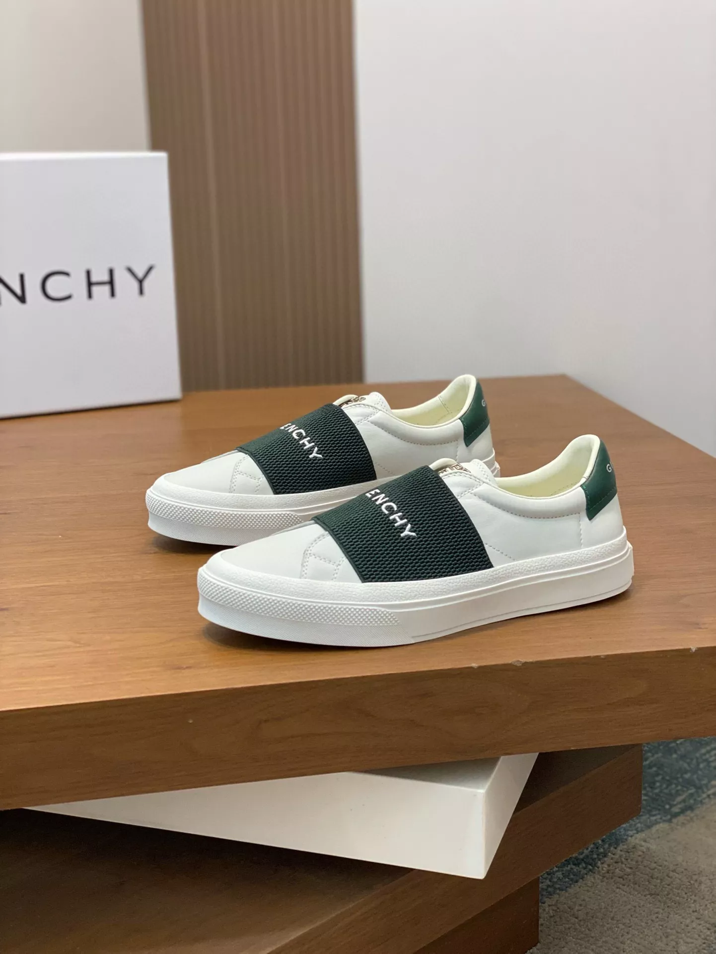 givenchy decontractees chaussures pour homme s_12b4a222